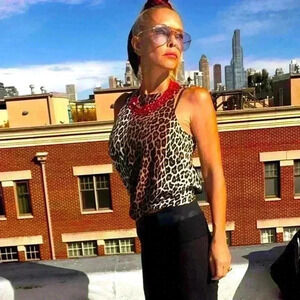 Elizabeth and James Everly Leopard Hi-Low Sleeveless Top small